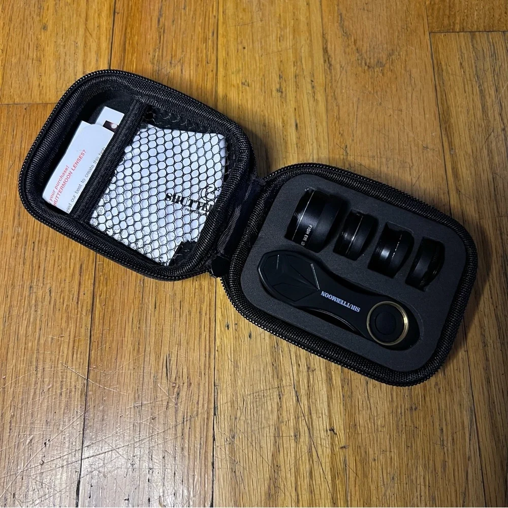 Shuttermoon 5 in 1 Lens Kit Smartphone Attachments
